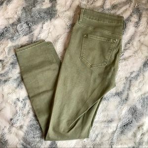 Old Navy Rockstar Skinnies - Size 4